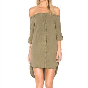 Bella Dahl Off Shoulder Button Front Dress